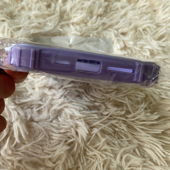 iPhone 11 Pro Max Case - Picture 3 of 6